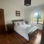 Fabulous 4 Bedroom House, Gateway To Connemara * Galway