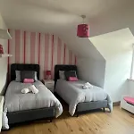 Fabulous 4 Bedroom House, Gateway To Connemara * Galway