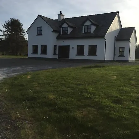 Fabulous 4 Bedroom House, Gateway To Connemara Galway