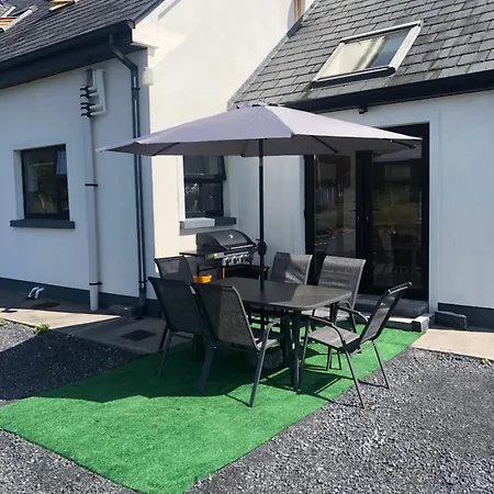 Fabulous 4 Bedroom House, Gateway To Connemara * Galway