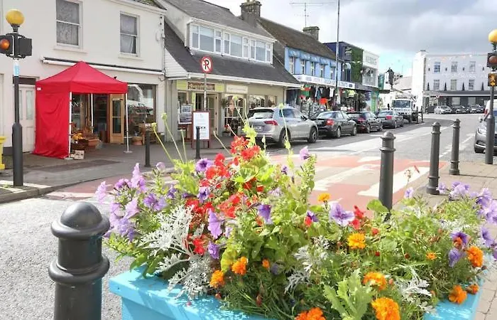 Fabulous 4 Bedroom House, Gateway To Connemara *