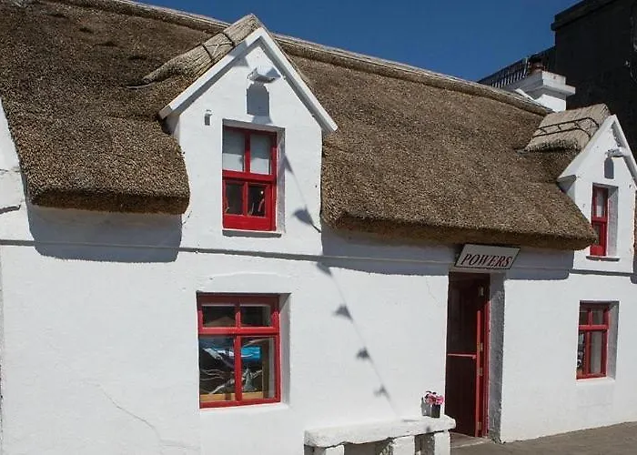 Fabulous 4 Bedroom House, Gateway To Connemara 펜션 *