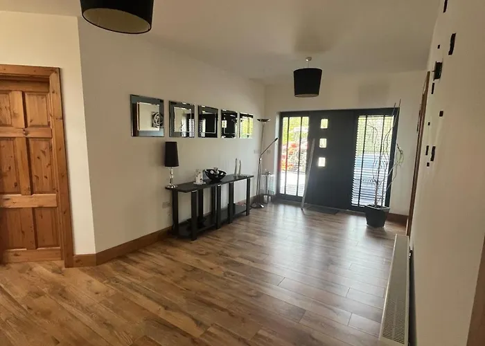 Fabulous 4 Bedroom House, Gateway To Connemara Galway