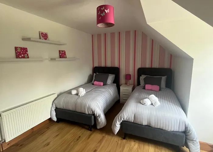 Fabulous 4 Bedroom House, Gateway To Connemara 골웨이