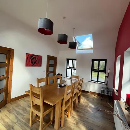 Fabulous 4 Bedroom House, Gateway To Connemara Ferienhaus Galway